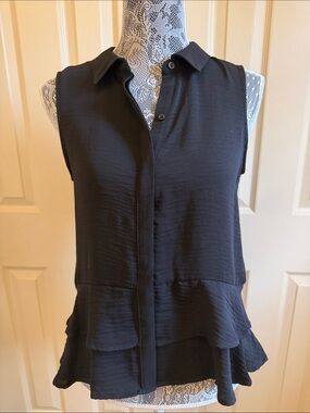Simply Vera Vera Wang Black Sleeveless Collared Ruffle-Hem Top